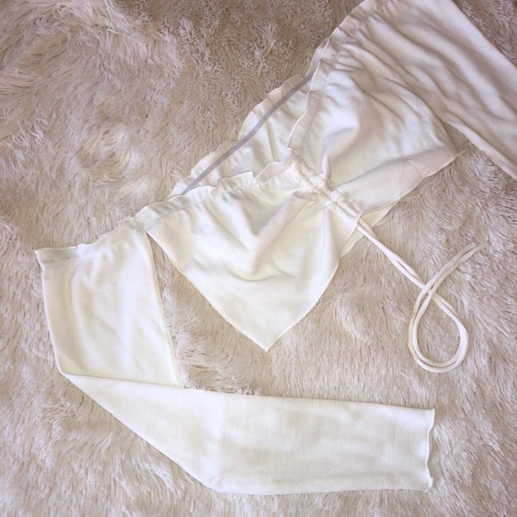 NEW Ribbed Crop Top - Picture 2 of 4